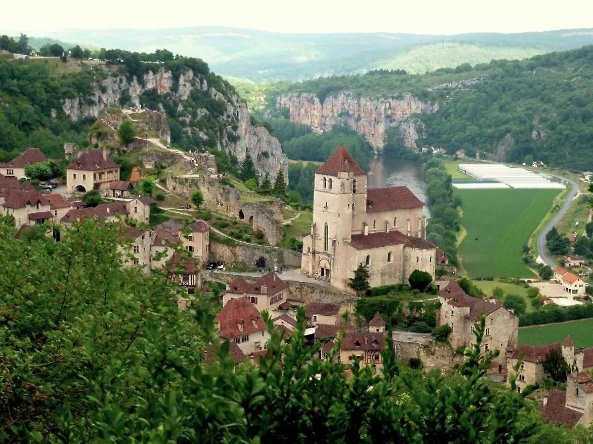 Authentic Holiday Home With Private Pool Puy-lʼÉvêque